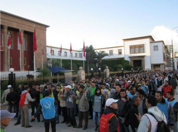 هل سيتخلى  بنكيران عن  رئاسة الحكومة برا بقسمه؟