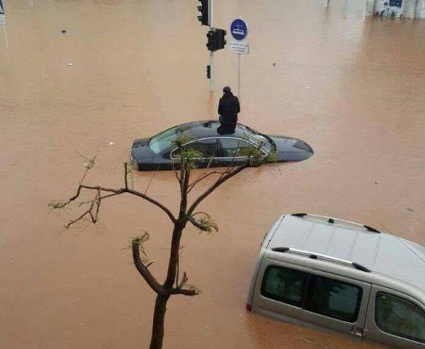 سلطات سلا : الأمطار فاقت 80 ملم في أربع ساعات و تسببت في توقف حركة السير