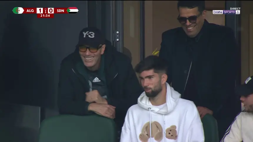 "كان المغرب" .. زيدان يحضر مباراة الجزائر والسودان في ملعب مولاي الحسن لدعم ابنه لوكا