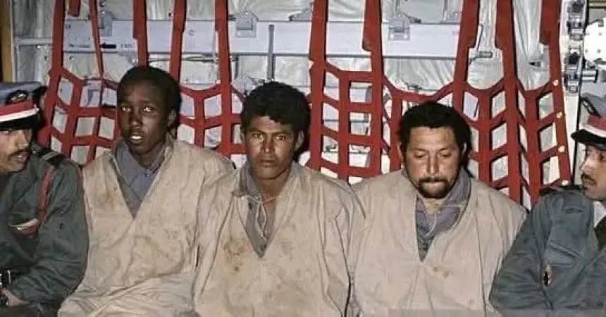 الذكرى الـ50 لمعركة أمگالا.. حين أَسر الجيش المغربي شنقريحة ومئات الجنود الجزائريين في قلب الصحراء