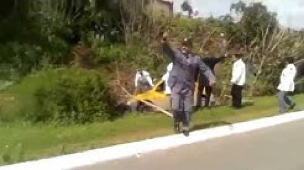 شاهد كيف اوقف رجال الدرك الملكي سائق سيارة روع الطريق السيار كامل