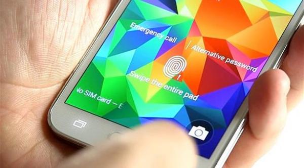 تقرير: "جالاكسي إس 6" سيأتي بحسّاس للبصمة يعمل باللمس