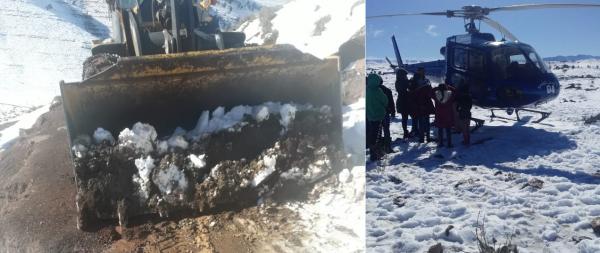 بالصور..سُلُطات أَزيلال تَسْتَنْفِر "طْراكْس" وسيارة إسعاف ومروحية طبية وطاقم طبي لنَقْل مريضة من أعالي الجبال إِلَى المستشفى