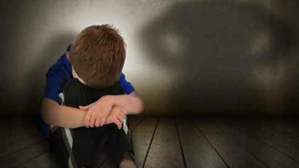 انتهاء التحقيقات مع الأستاذ المتهم باغتصاب تلميذ قاصر بتارودانت والنيابة العامة تصدر قرارها