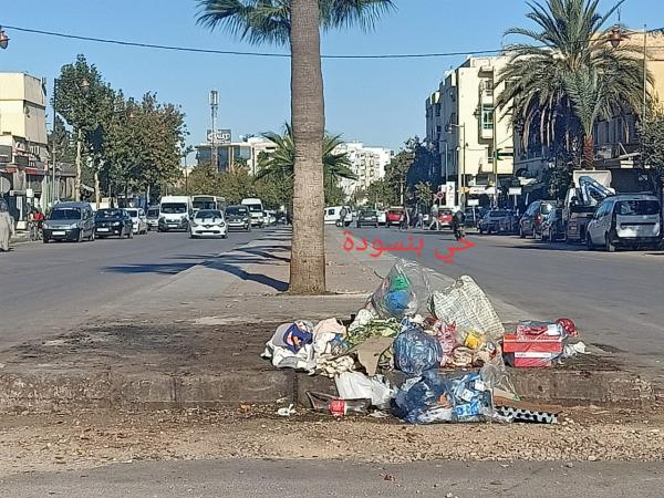 مدينة فاس تغرقُ في الأزبالِ في عهد "الأزمي"...وشركة "أوزون" لا تحمل إلا الإسم