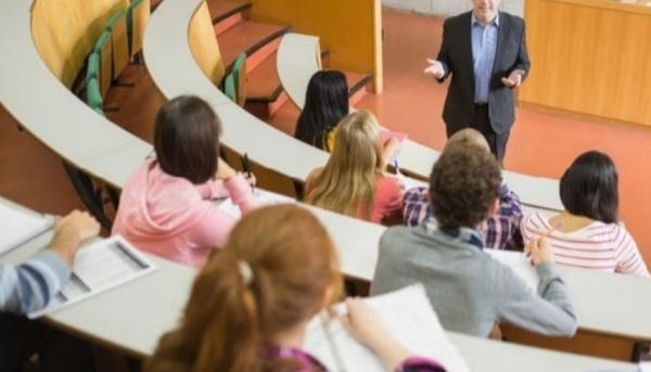 دراسة: فجوة بين النساء والرجال في مجال البحث العلمي