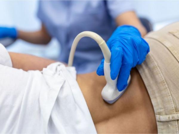 بدون عملية جراحية: اكتشاف ثوري يُفتت حصوات الكلى بدون ألم