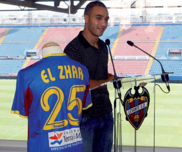 ليفانتي يمنح الزهر رقم 25 ورئيس النادي يشكره 