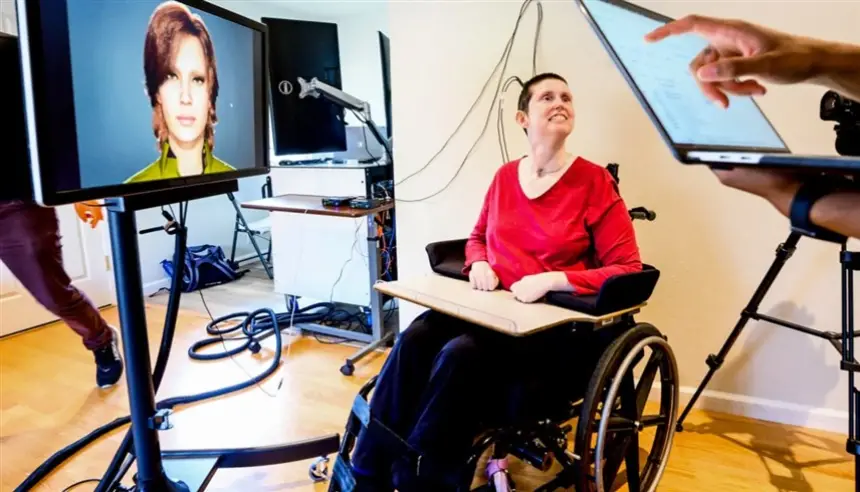 بعد 18 عاماً من الصمت... امرأة تتحدث مجدداً بفضل غرسة دماغية وذكاء اصطناعي