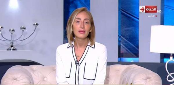 المذيعة المصرية "ريهام سعيد" تبكي متابعيها في كلمة وداع مؤثرة إثر إصابتها بمرض خطير