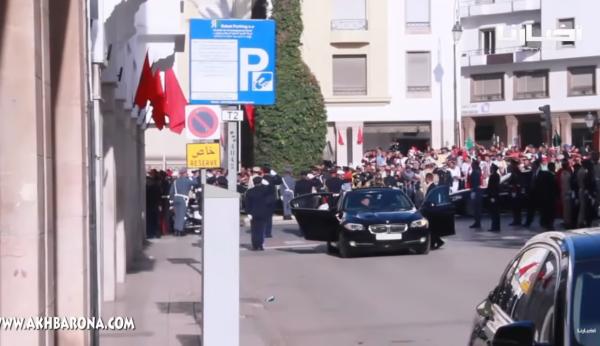 سيارات فارهة وجلابيب بيض ...أجواء تنقلها لكم "أخبارنا" من كواليس افتتاح البرلمان