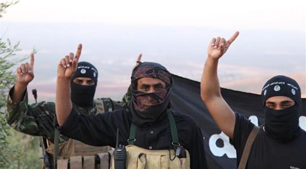 ألبان وكوسوفيون يتوجهون إلى سوريا للقتال