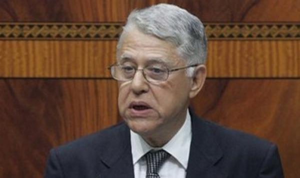 زيادات خيالية لم تصرح بها الحكومة  بعضها يصل إلى عشر آلاف درهم  لكبار موظفي الدولة