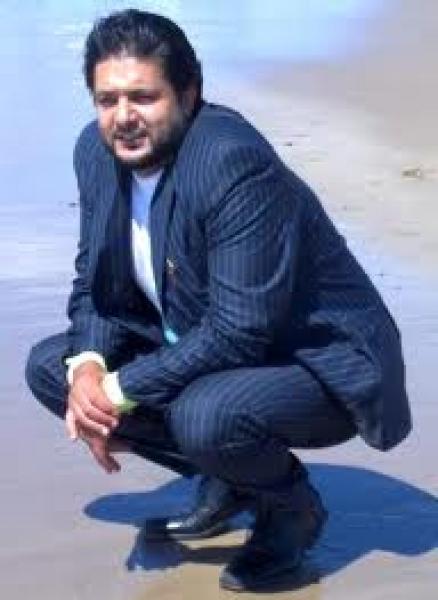 محمد مراح شاب في ربيع العمر بين خلط المفاهيم و قساوة ظروف العيش و \" الروندا الانتخابية \"