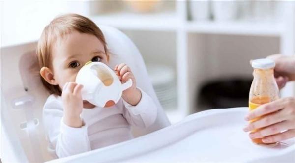 العصائر المعلبة لذيذة للأطفال ..ولكنها مليئة بالسكريات