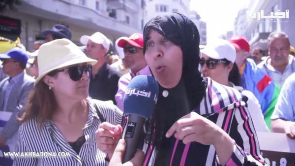 بالفيديو .. والدة التلميذ عبد المولى زعيتر المدهوس في أحداث جرادة تُطالب بحق ابنها