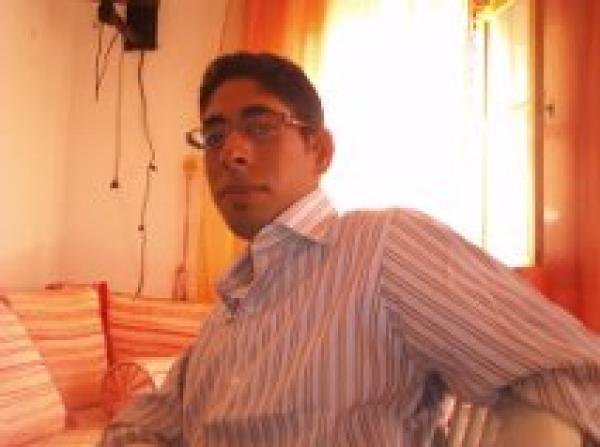 صراعات في الهاوية