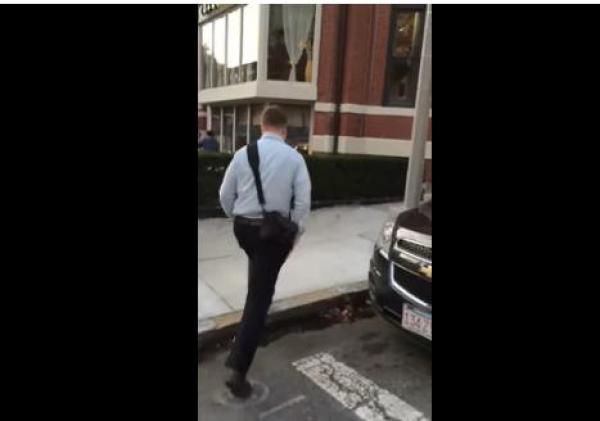 بالفيديو: شاهد كيف أحرجت أمريكية رجلاً صورها دون إذنها