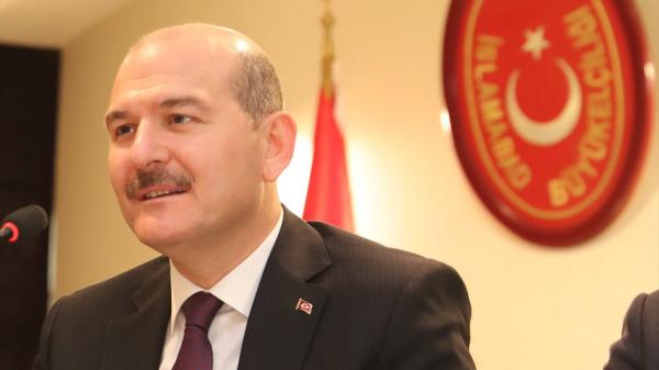 قرار إغلاق المدن "المتسرع" يعجل باستقالة وزير الداخلية التركي