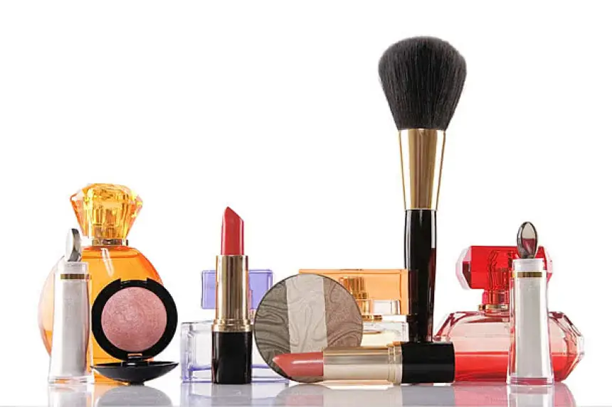 مجلس المنافسة يتوصل بإحالة من شركة فاعلة في سوق مستحضرات التجميل والعطور
