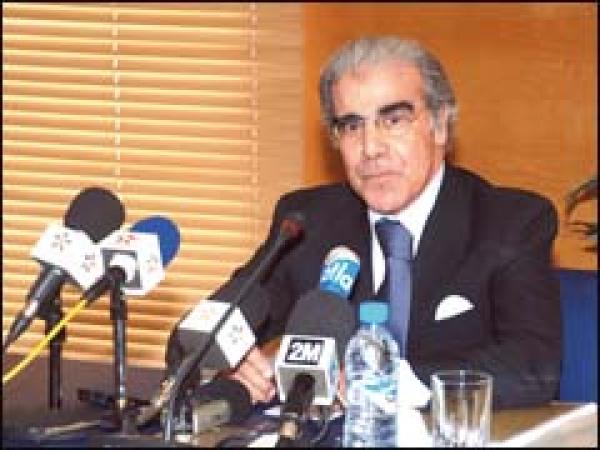 بنك المغرب يتوقع أداء أقل للاقتصاد الوطني سنة 2012