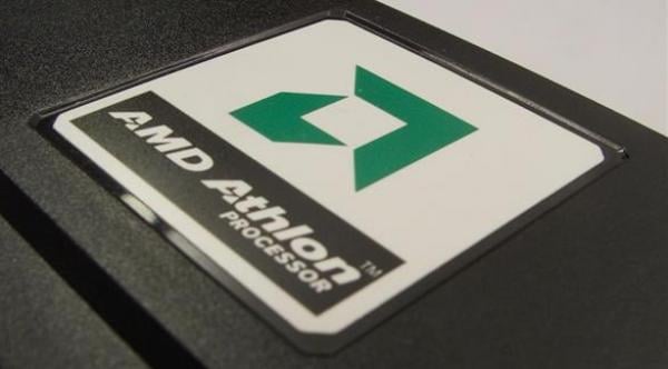 AMD تدرس خيار التقسيم لتعويض أرباحها والتفوق على إنتل