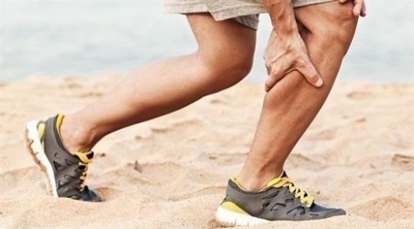ما أسباب تشنج الساق والشد العضلي؟