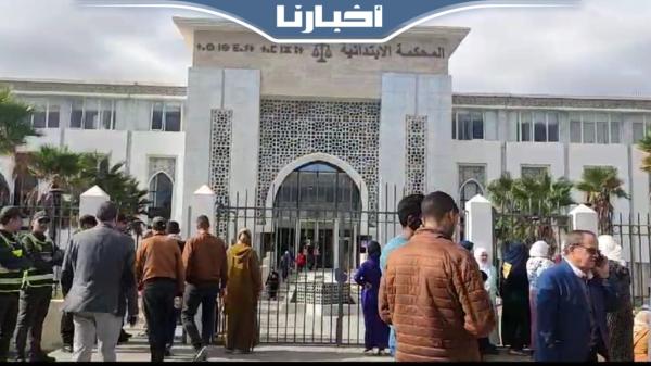 غضب ساكنة حومة الشوك بطنجة بعد توصلهم بإشعارات من المحكمة لإخلاء منازلهم