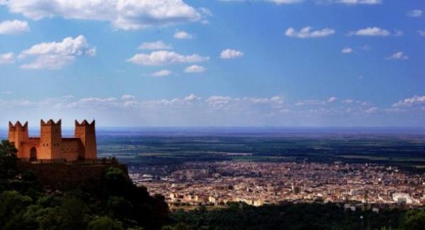 بعد تسجيلها لصفر إصابة.. هذه المدينة المغربية تصدر قرارا استثنائيا جديدا لفتح وإغلاق المحلات والسويقات(وثيقة)