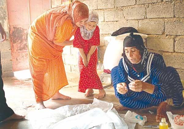 خليفة "الدولة الإسلامية" يقرر ختان مليوني فتاة عراقية