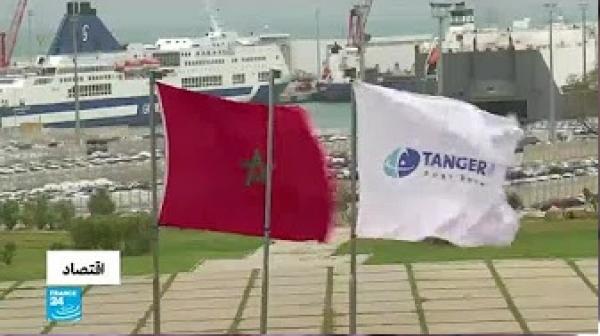 حركة تجارية نشيطة في ميناء طنجة