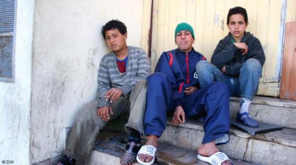 شبكات لترويج المخدرات تتربص بتلاميذ المدارس المغربية 