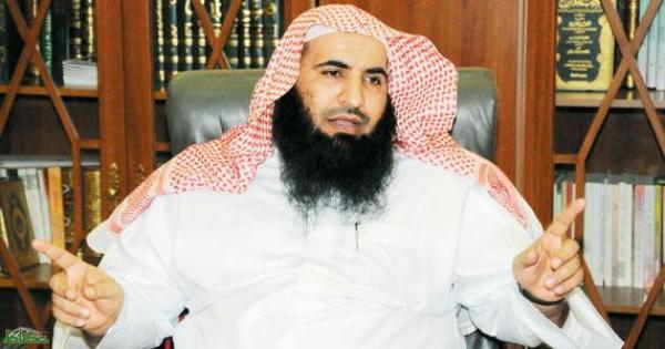 الداعية السعودي أحمد بن قاسم الغامدي الاختلاط جائز والموسيقى حلال 