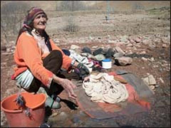 وزارة العدل تلتزم بتفعيل مدونة الأسرة في المناطق النائية