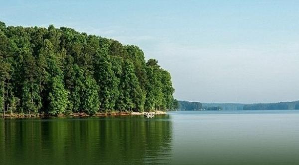 يموت اختناقا بسبب مشاركته في مسابقة لحبس الأنفاس تحت الماء