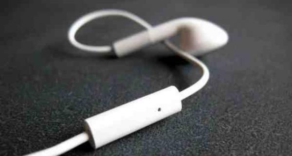 "أخبارنا" تروي تفاصيل مثيرة حول جريمة قتل بشعة راح ضحيتها عشريني و سببها سماعات الهاتف