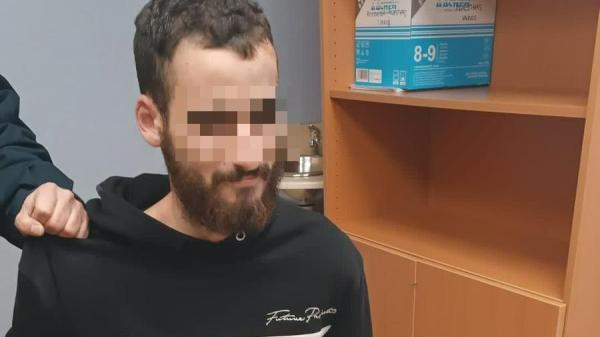 معطيات جديدة حول شاب مغربي أجهز على قس وجرح 3 أشخاص داخل كنيسة بالجزيرة الخضراء