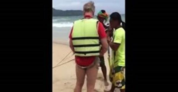 بالفيديو.. لحظة سقوط سائح من مظلة