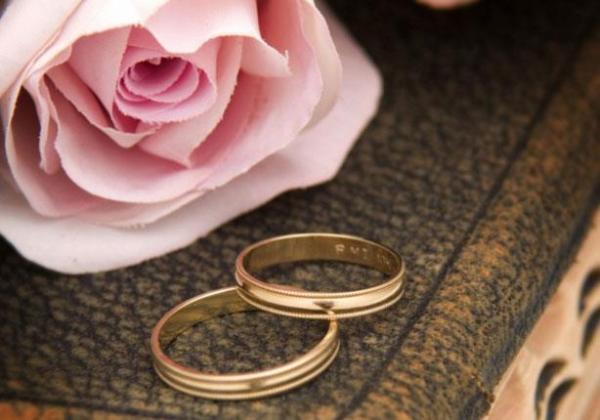 هل يجوز الزواج من مطلقة الأب  إذا لم يدخل بها ؟