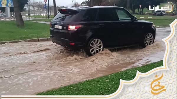 أمطار قوية مصحوبة برعد تشهدها مدينة تطوان