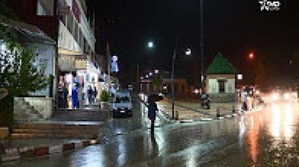 أمطار عاصفية قوية بهذه المناطق اليوم