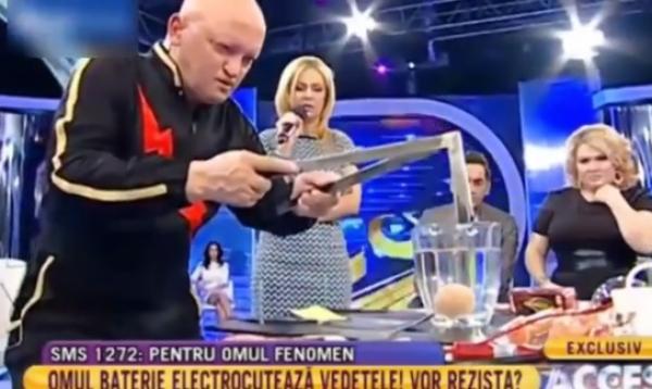 بالفيديو: صربي ينتج الكهرباء من جسمه ليطهو الأطعمة