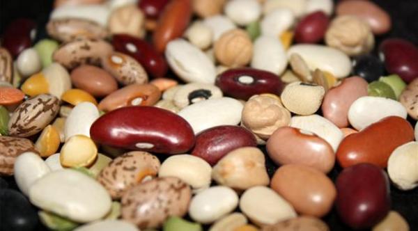 4 أطعمة لتنظيف الكبد وتطهير الجسم