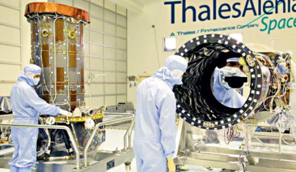 الجزائر تعتبر نفسها مراقبة من طرف المغرب بقمر فرنسي