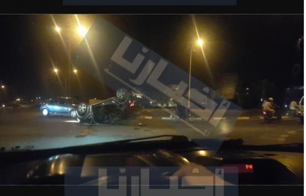 إنقلاب سيارة خفيفة بمحاذاة الشريط السياحي بأكادير وإصابة ركابها بجروح خطيرة