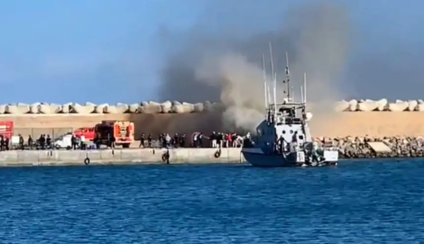 احتراق يخت فاخر بميناء مارينا سمير بعمالة المضيق الفنيدق