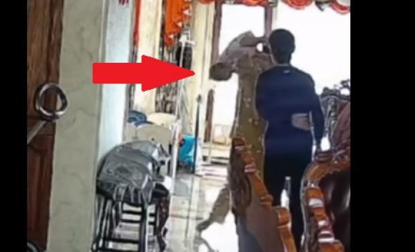 تنقذ رضيعا من سقطة خطيرة بفضل سرعةبديهتها (فيديو)