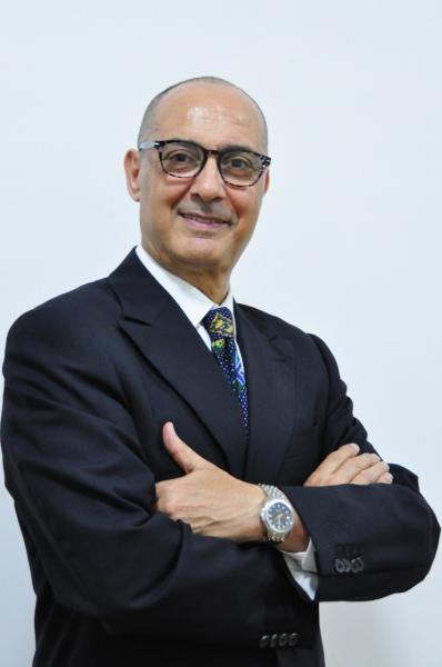 أنـكيـلا ميـركـيل: الـنــّـموذج الـشـّـريف والـنـّـظـيف