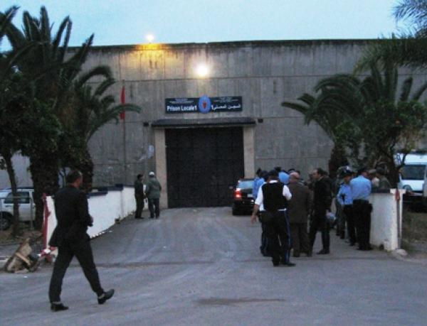 إنشاء وحدات صناعية داخل السجون ليشتغل فيها السجناء قصد تمكنهم من الاندماج بعد خروجهم