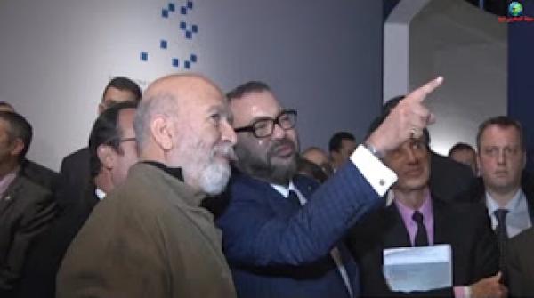 الملك محمد السادس والرئيس فرانسوا هولاند يزوران معرض كنوز إفريقيا بباريس